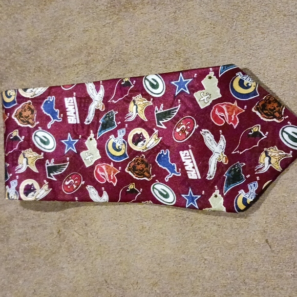 Team NFL Tie - Picture 4 of 4
